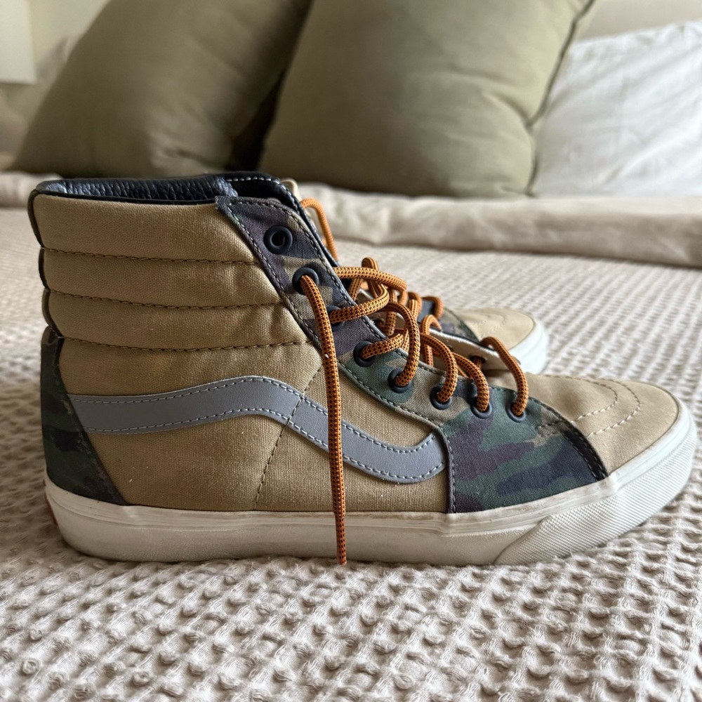 Van Sk8 hi camp sneakers